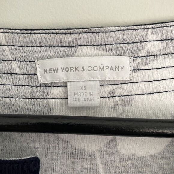 New York and Company XS Dress - Picture 5 of 6